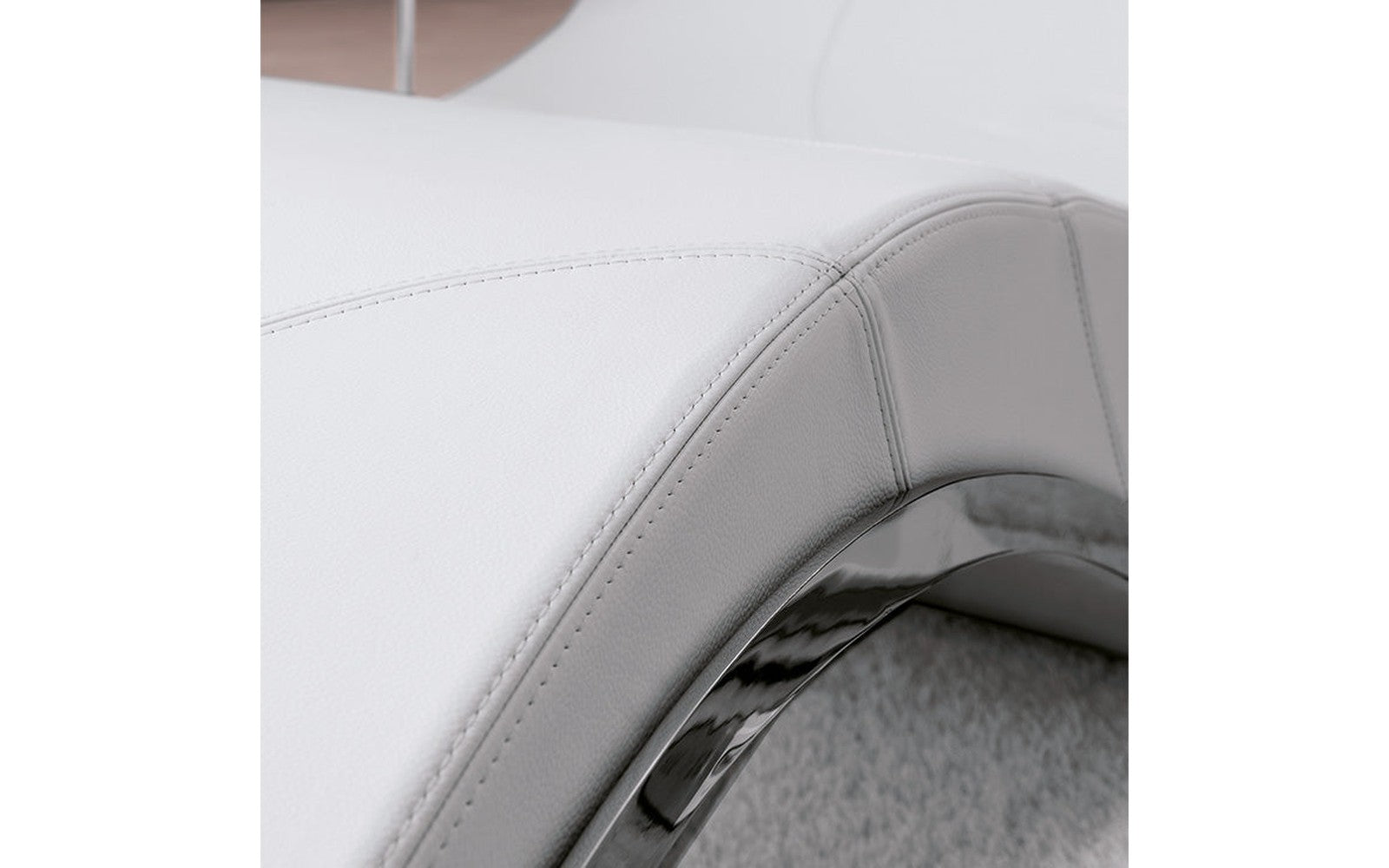 Sylvester Lounge Chair