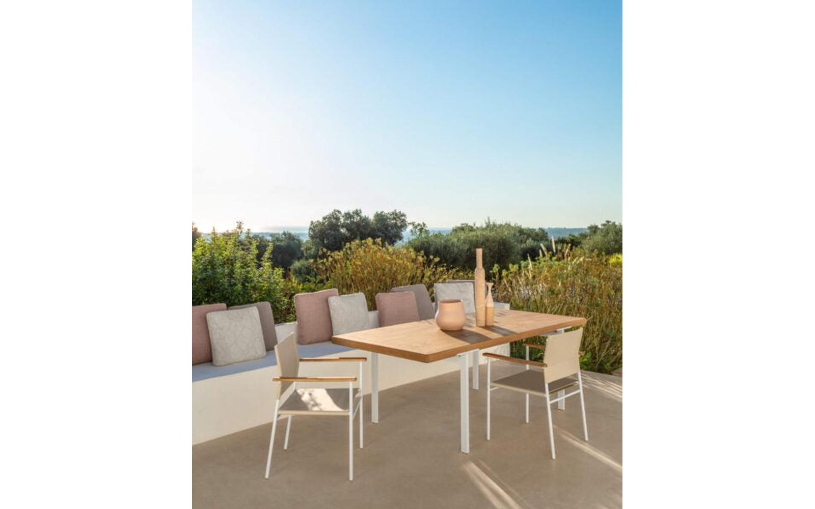 Cyrano Outdoor Chair