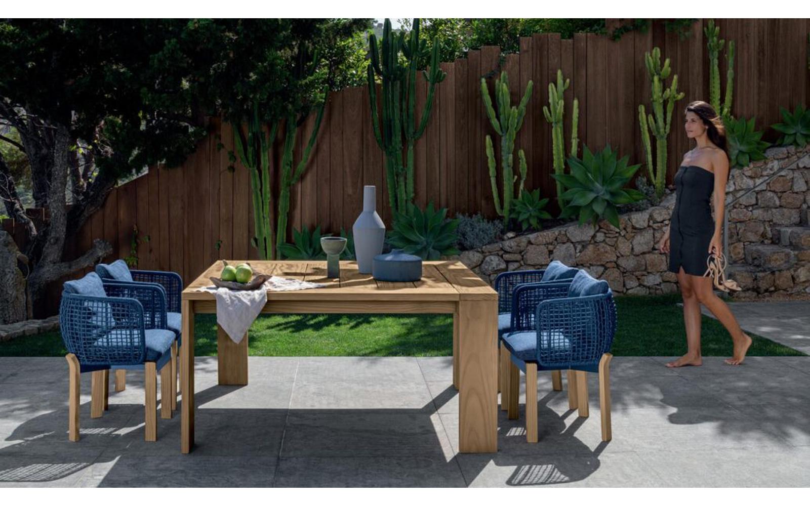 Cyrano Outdoor Chair