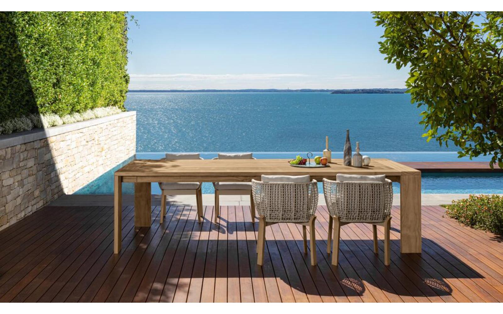 Cyrano Outdoor Chair