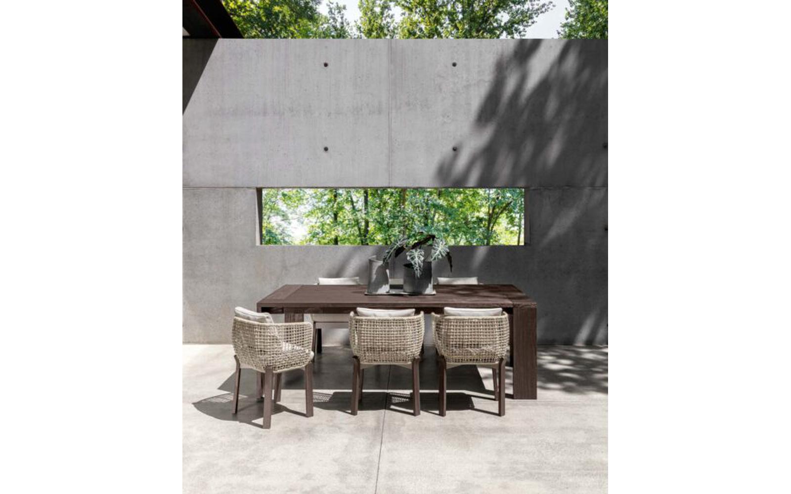 Cyrano Outdoor Chair