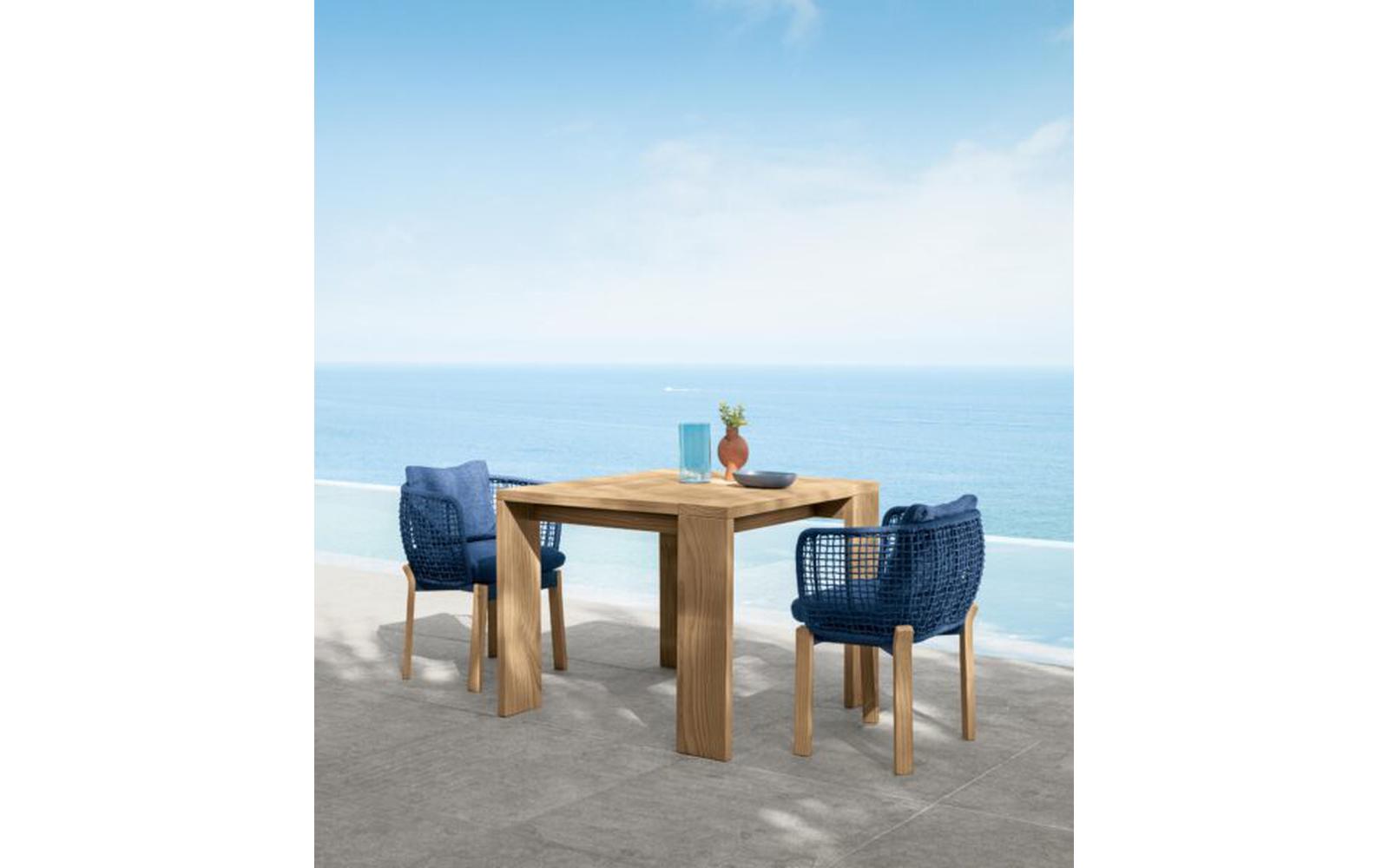 Cyrano Outdoor Chair