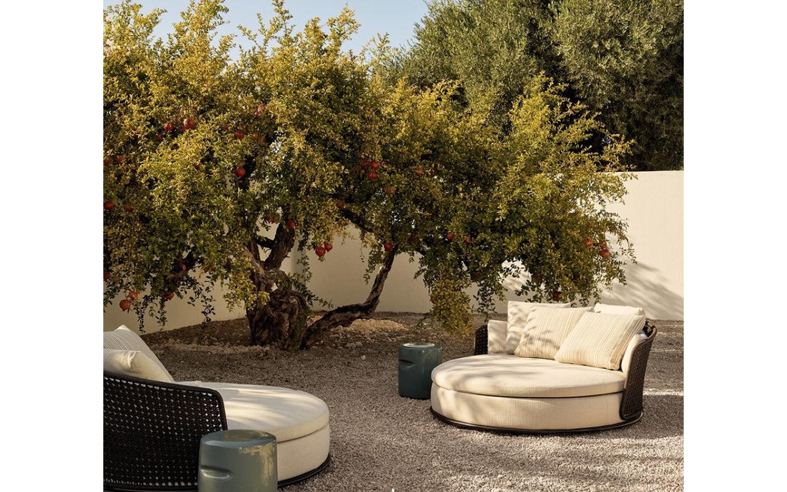 Plumon Outdoor Coffee Table