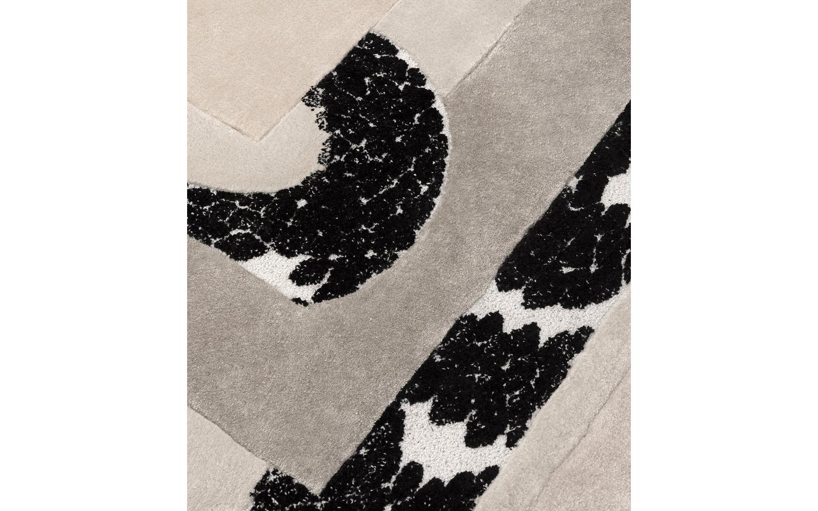 Imperial Snake Lounge Rug