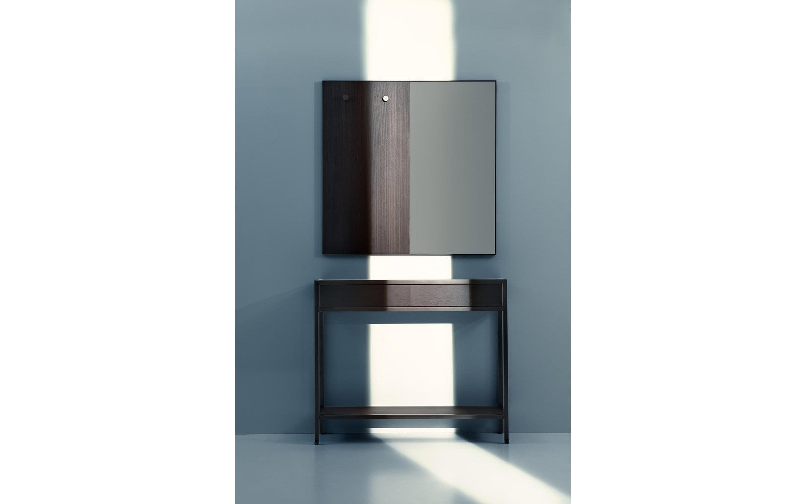 Trevi Console