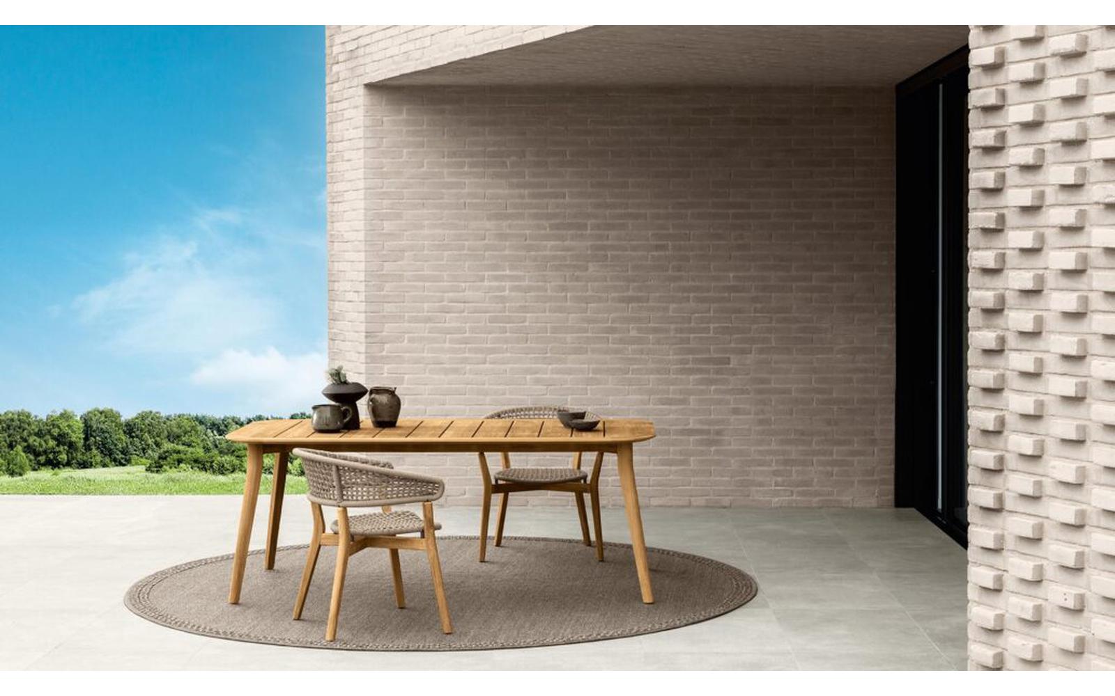 Cyrano Outdoor Chair