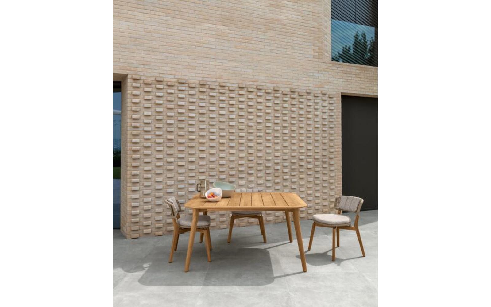 Cyrano Outdoor Chair