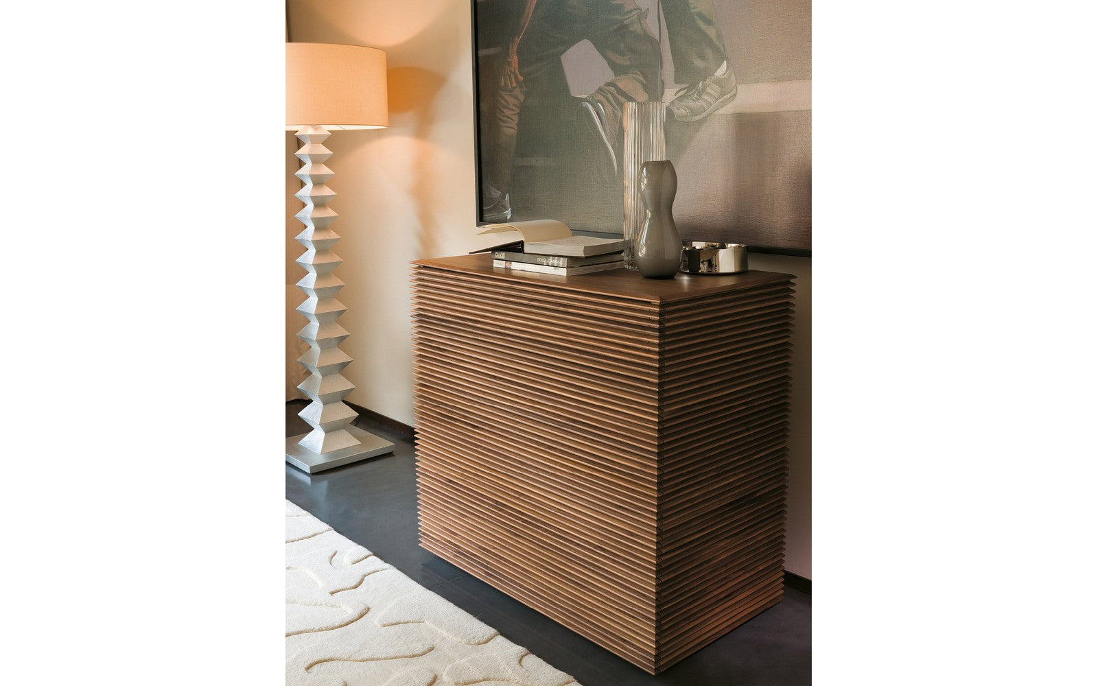 Riga Dresser