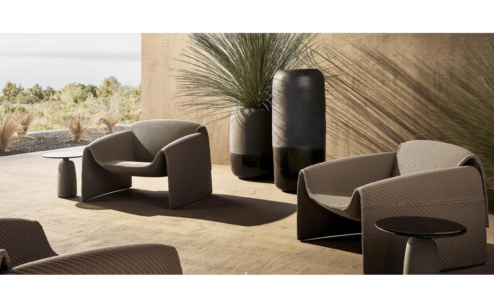 Plumon Outdoor Coffee Table