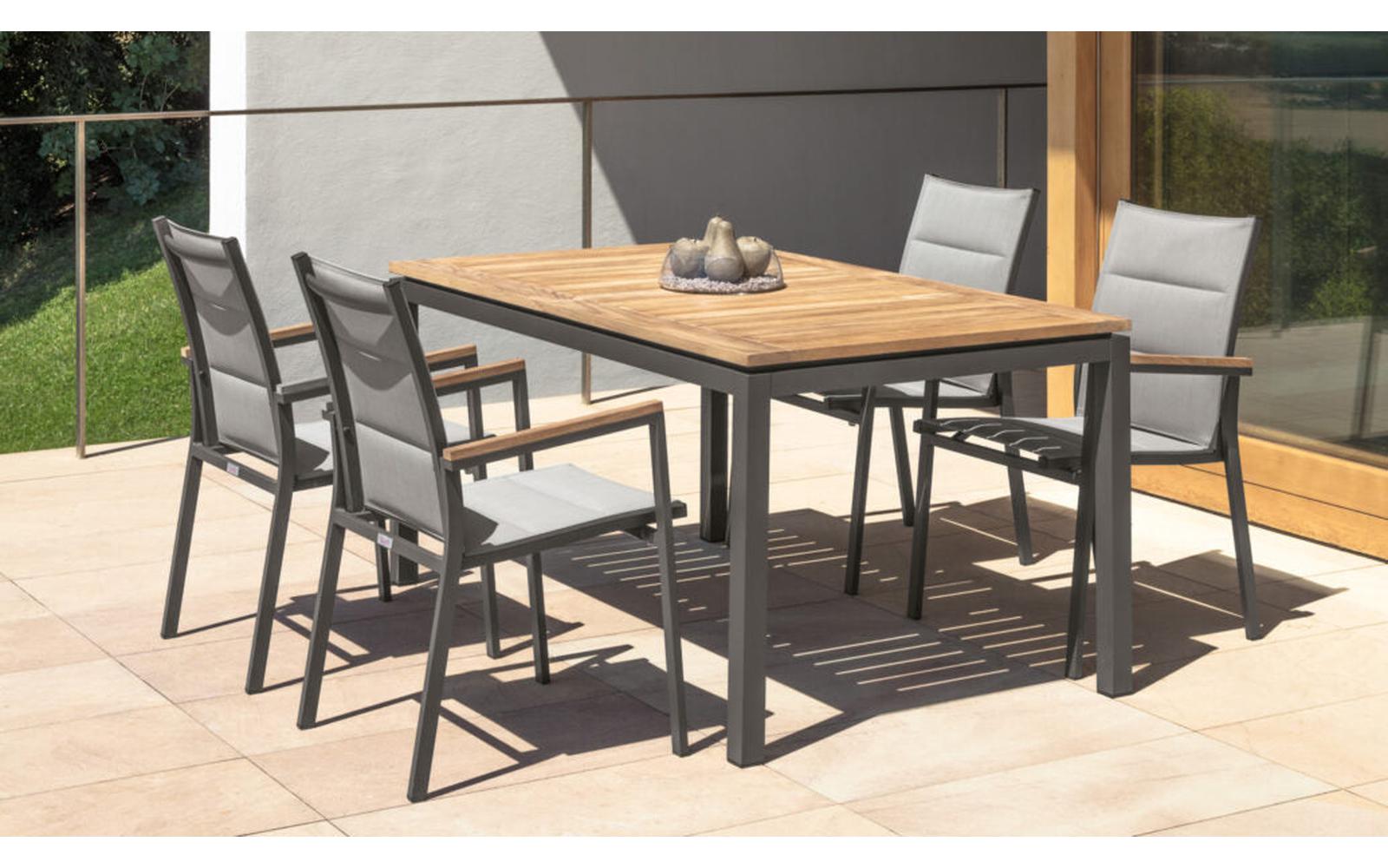 Cyrano Outdoor Chair