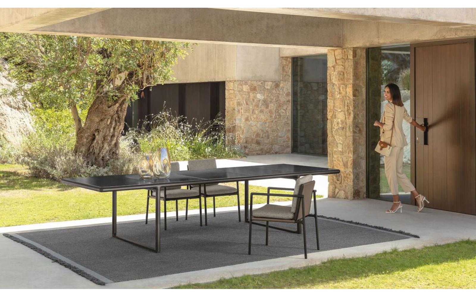 Cyrano Outdoor Chair