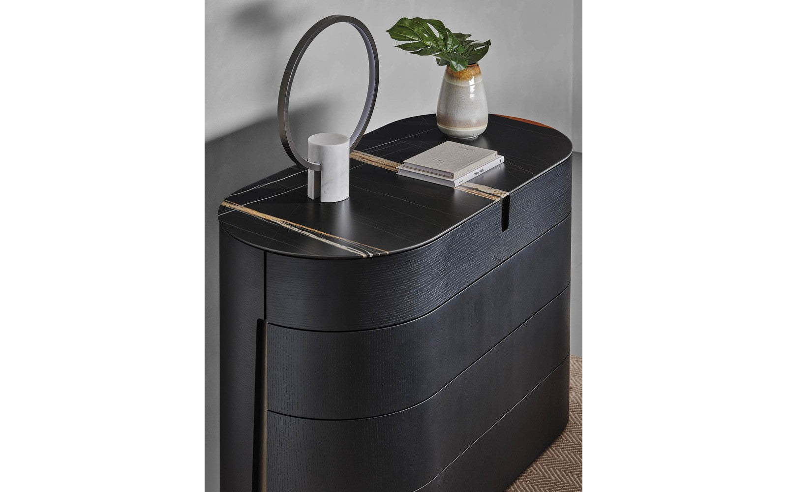 Tylsa Night 4 Dresser