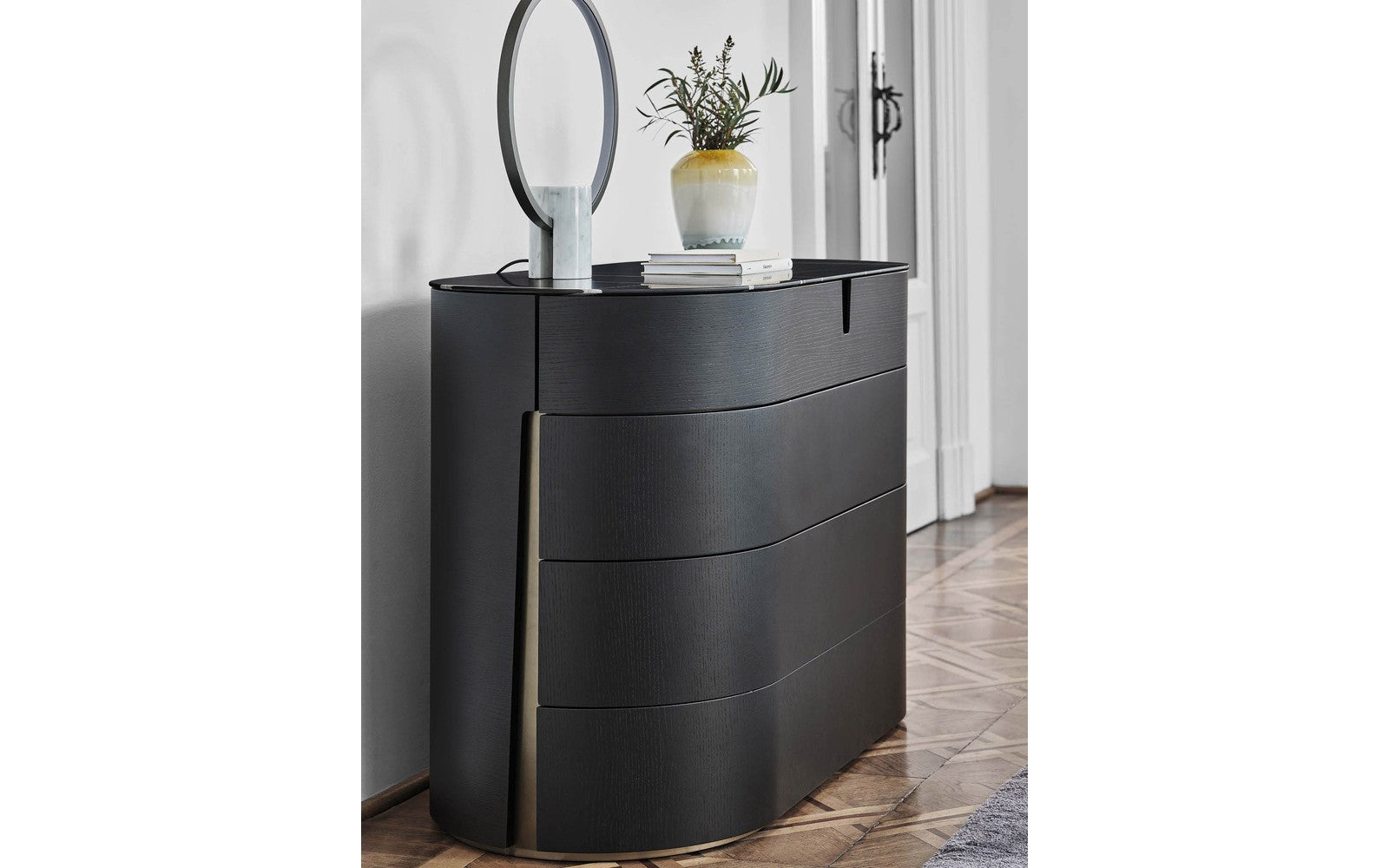 Tylsa Night 4 Dresser