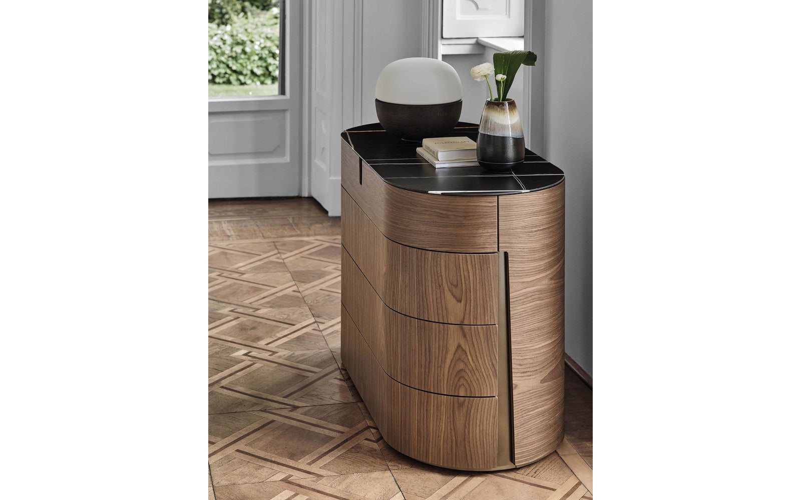 Tylsa Night 4 Dresser