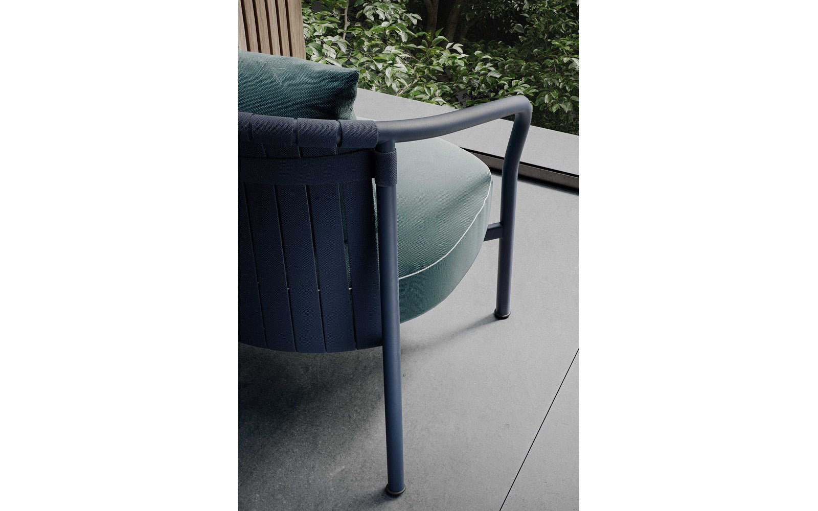 Arc Outdoor Armchair