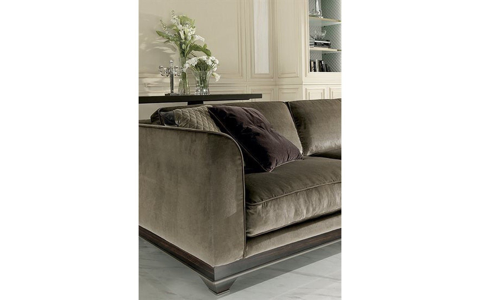 Chopin Classic Sofa