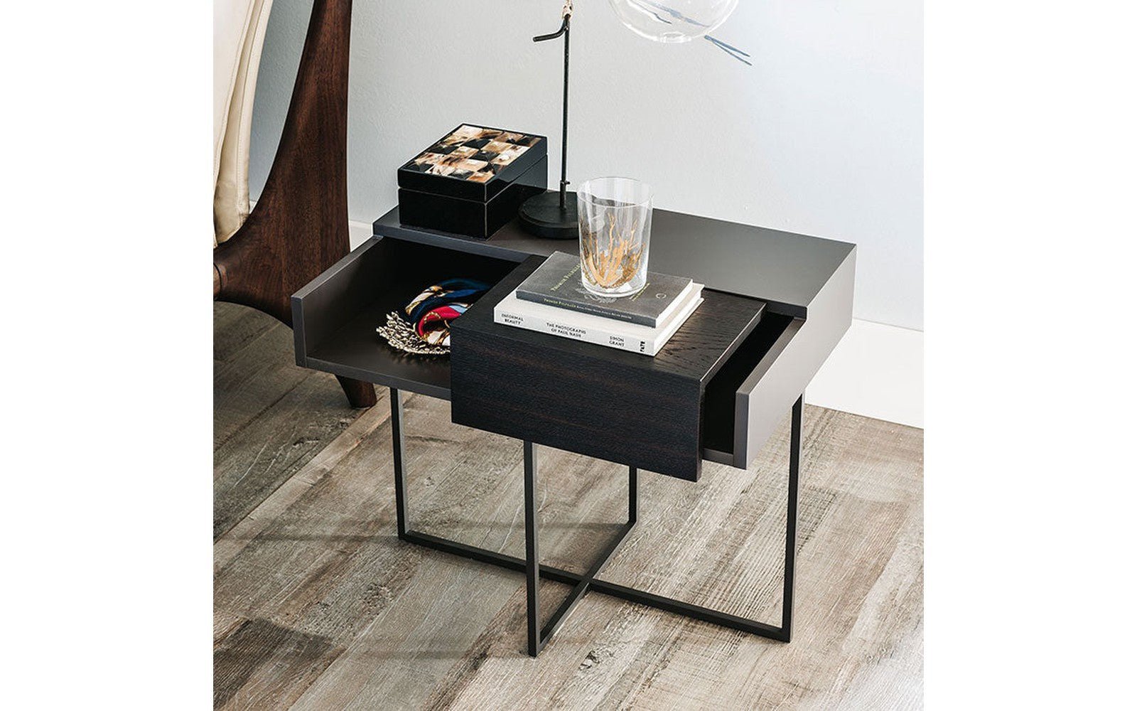 Dante Nightstand