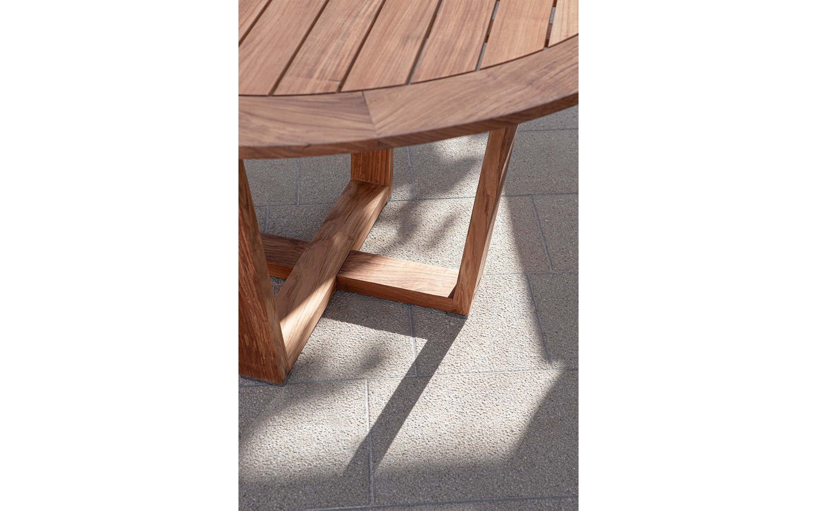 Desert Round Outdoor Table