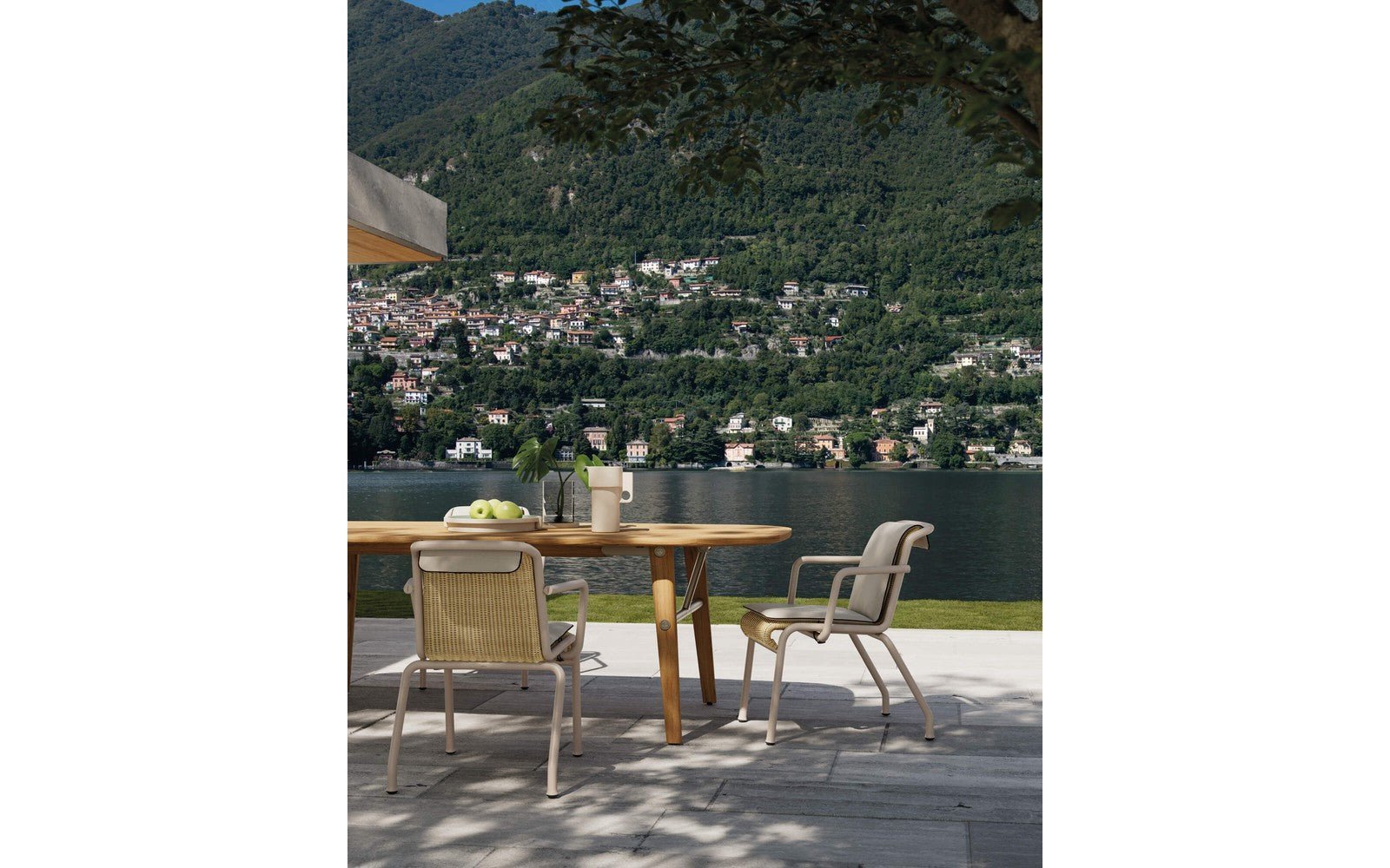 Eolias Outdoor Table