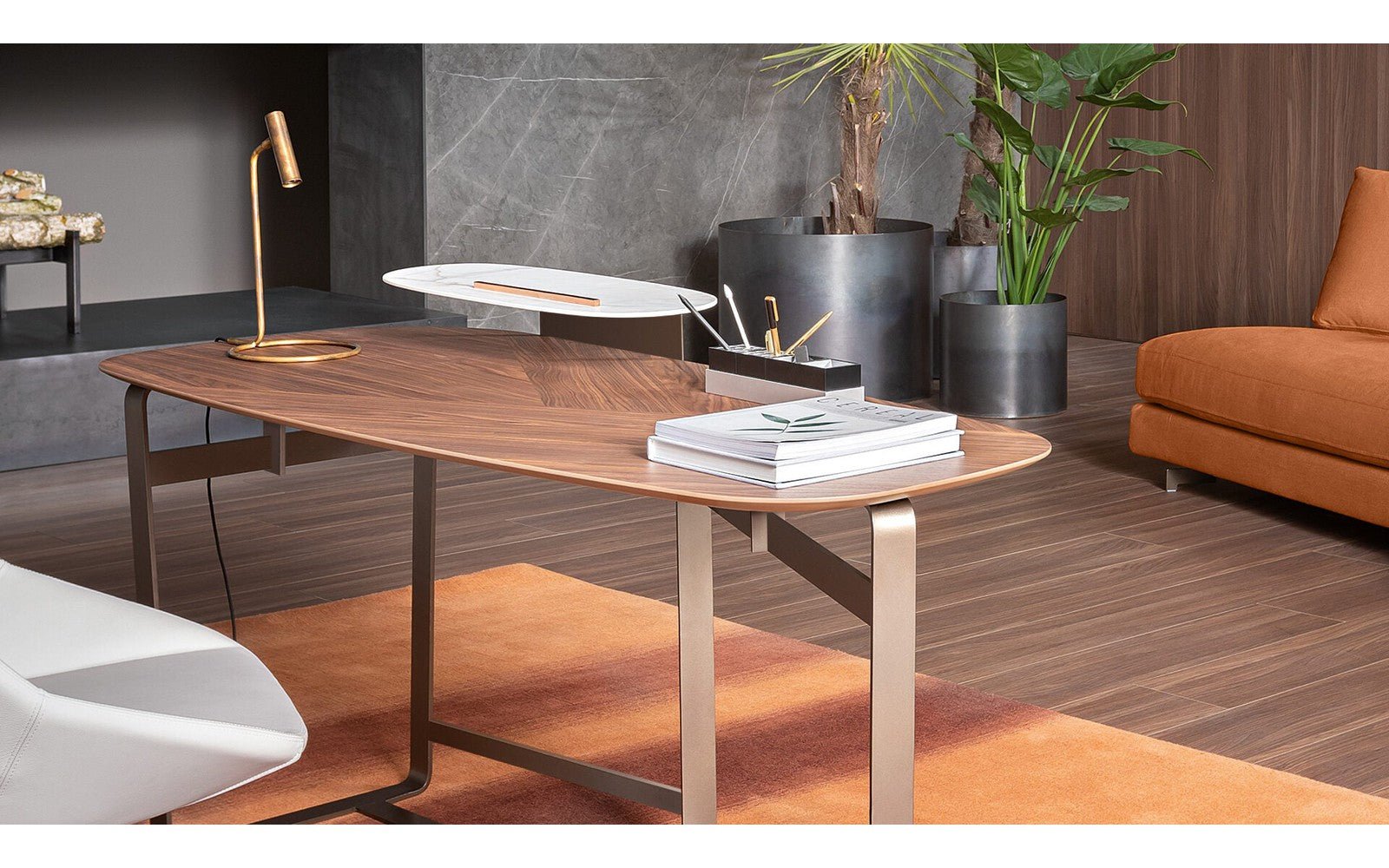 Gauss Wood Desk