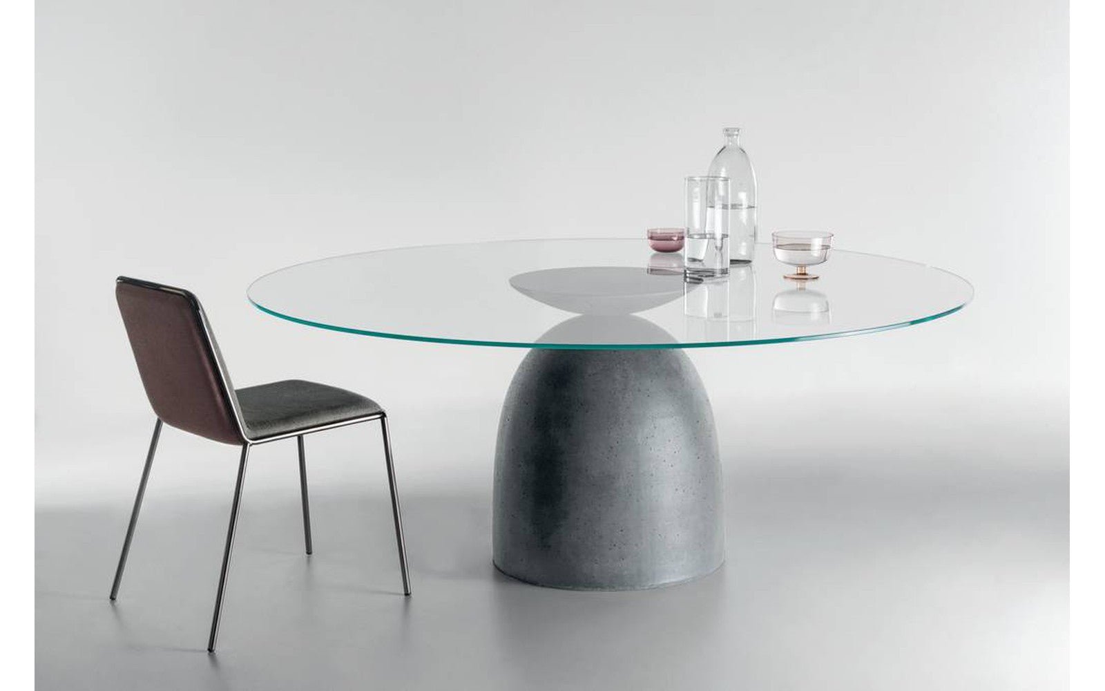 Janeiro Table-Lago-Furnivita