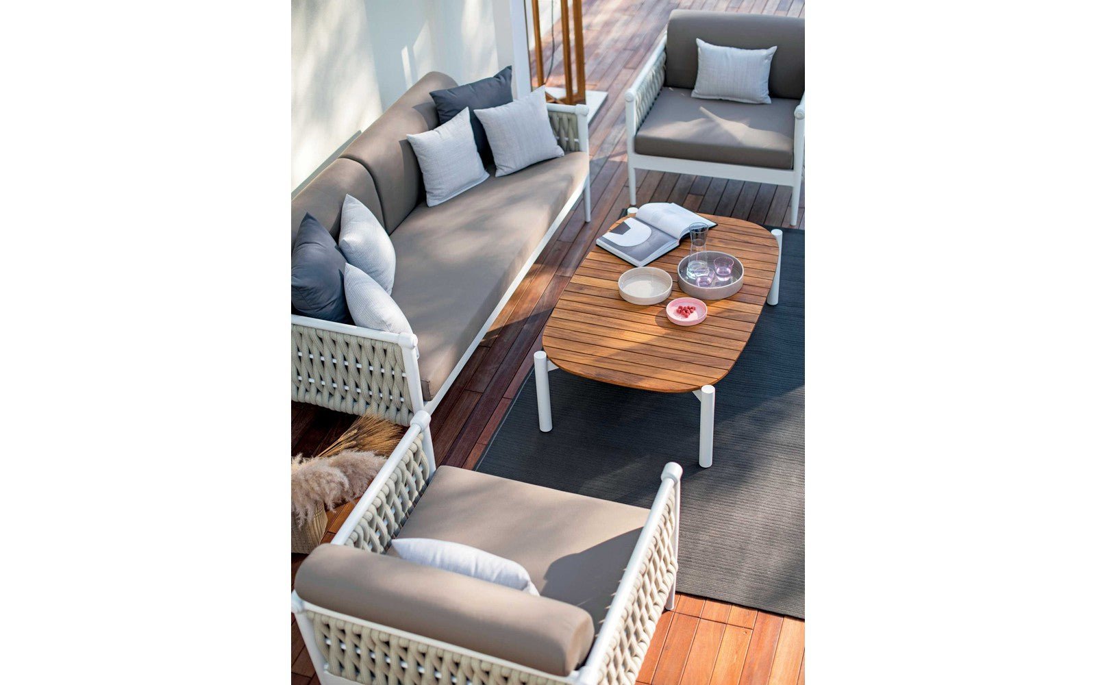 Lobster Outdoor Coffee Table