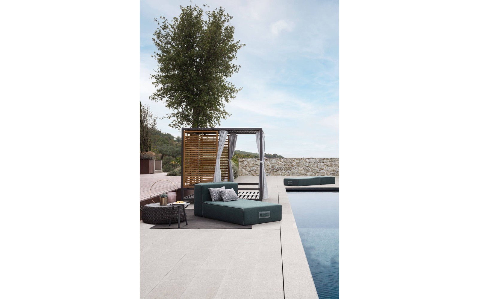 Ludo Outdoor Coffee Table