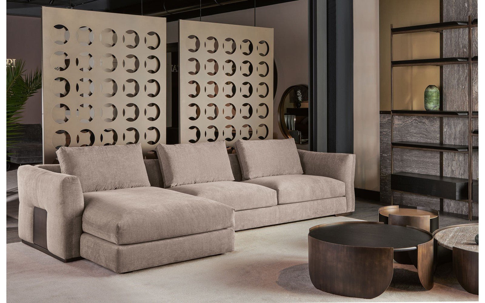 Montecarlo Sectional Sofa