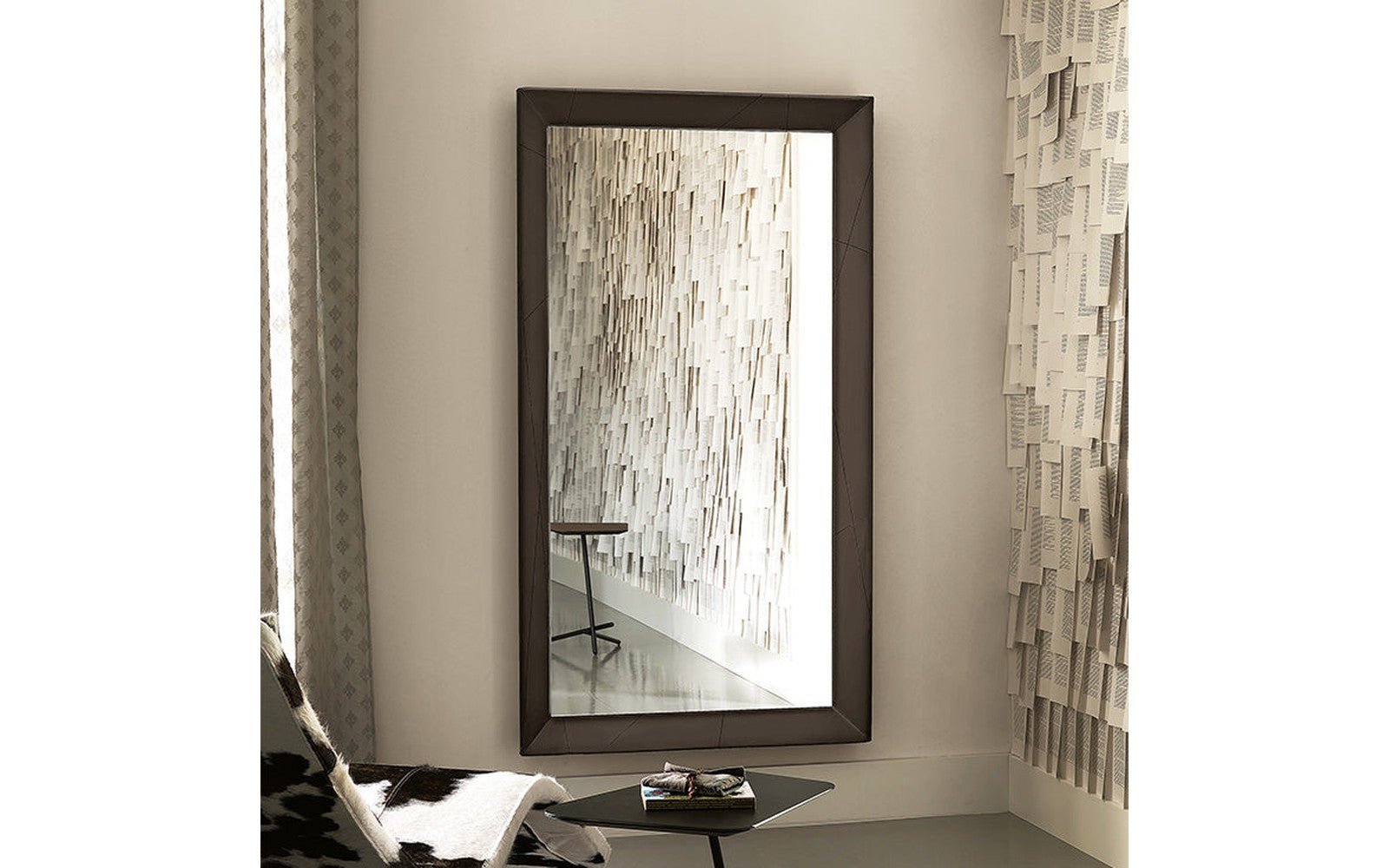 Taxedo Mirror