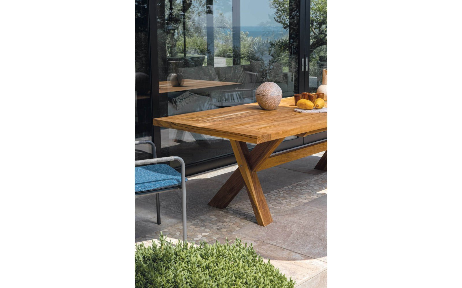 Atmosphera-Typhoon Outdoor Table