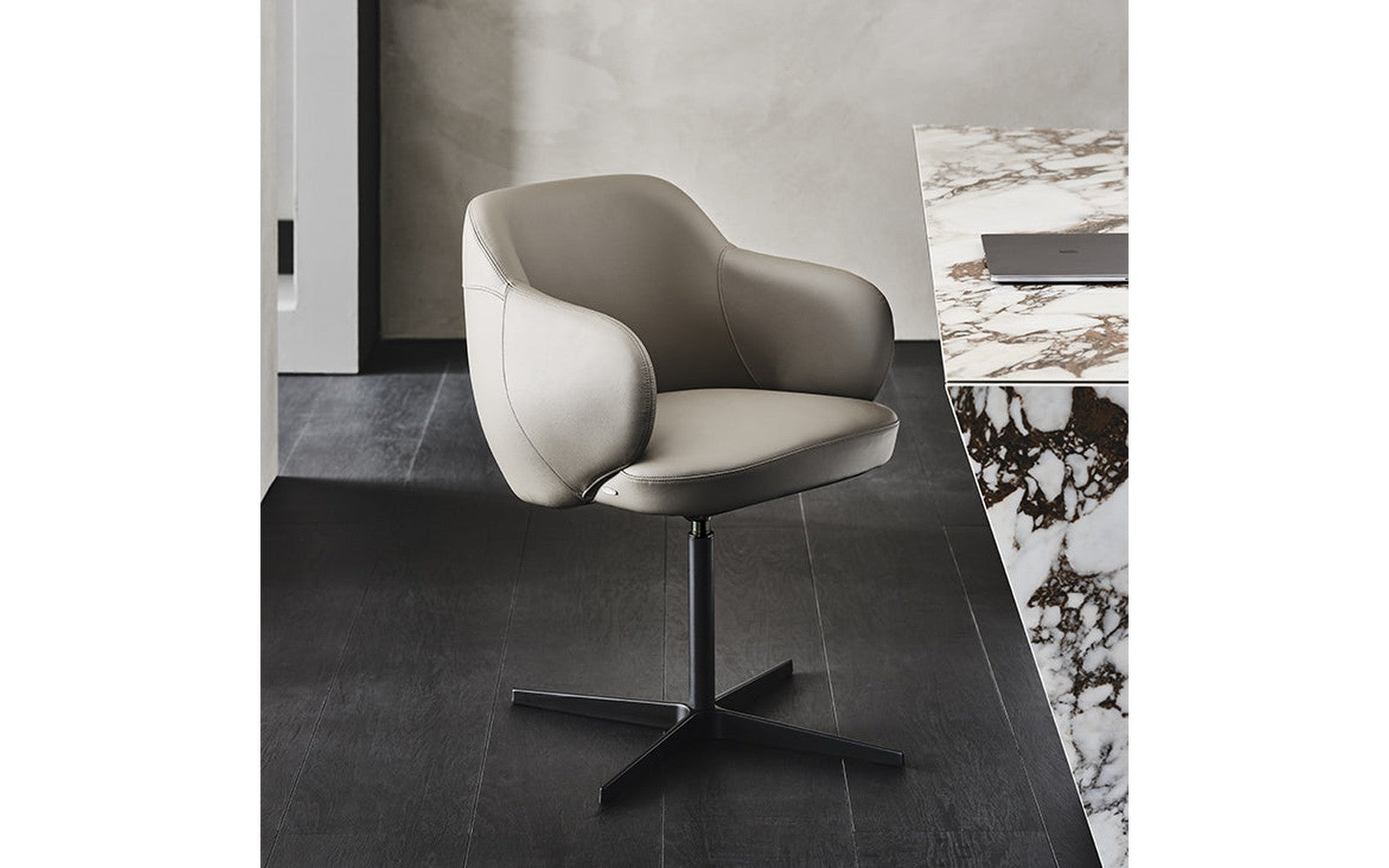 Bombe X Chair
