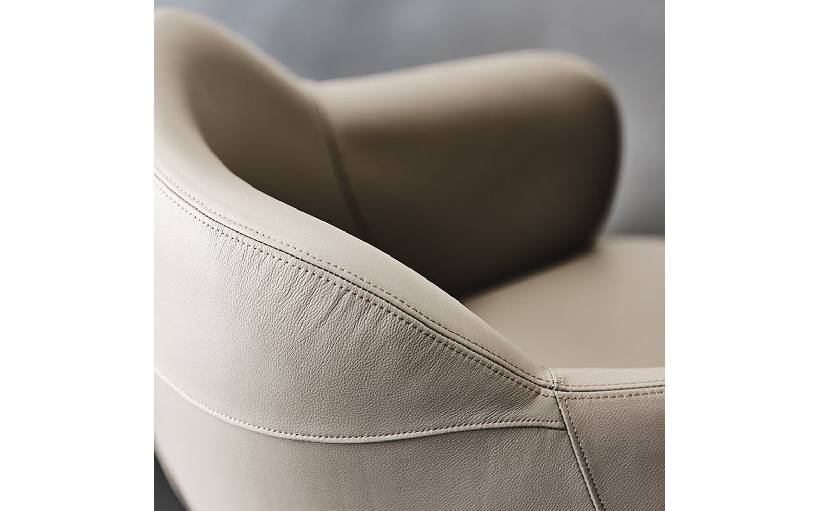 Bombe X Chair