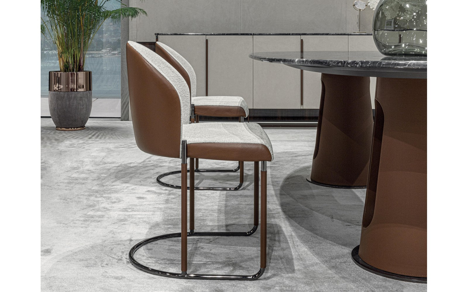 Kira Chair