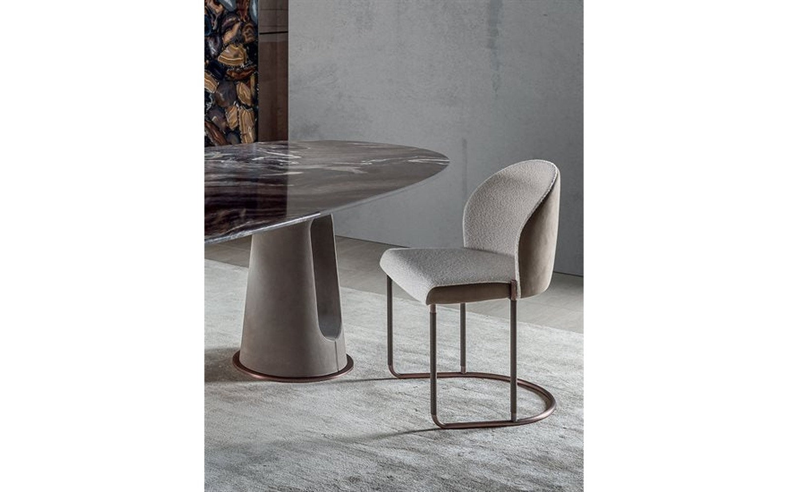 Kira Chair