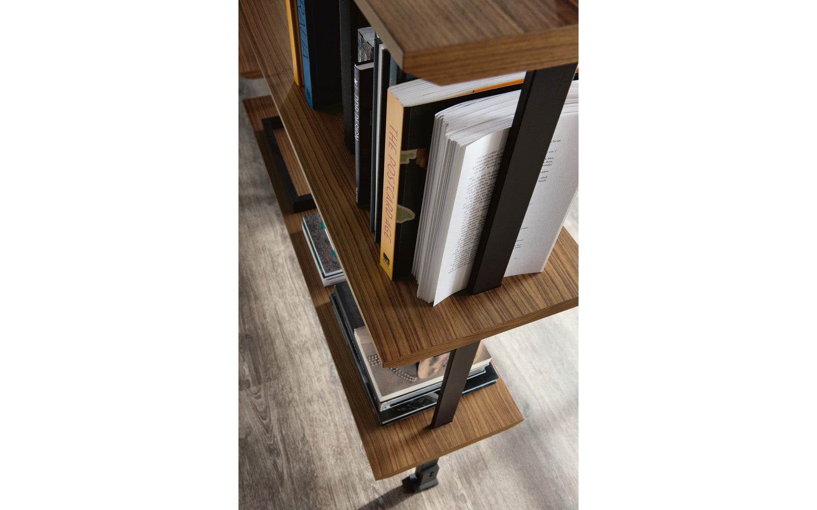Fulham Bookshelf