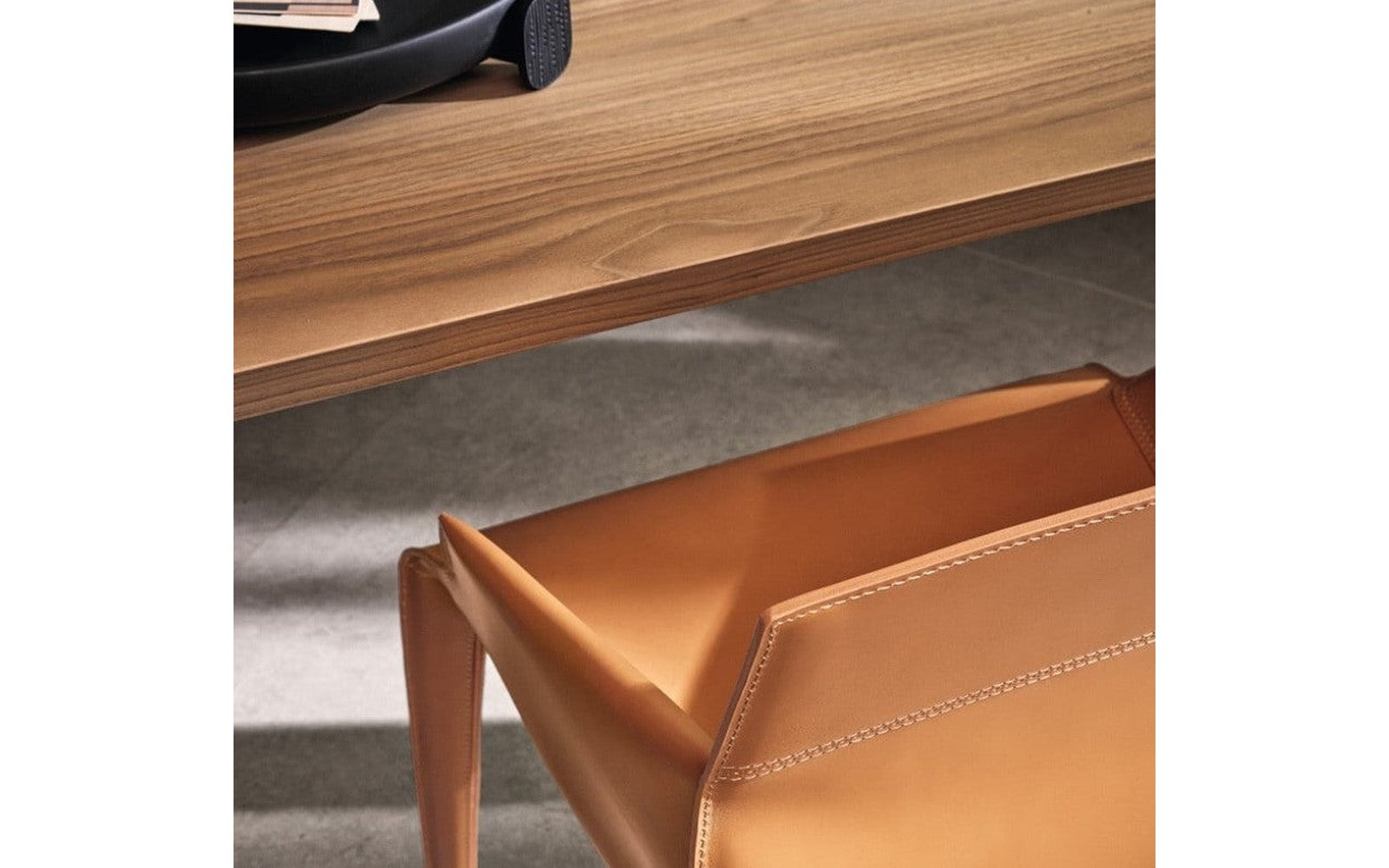Blade Table