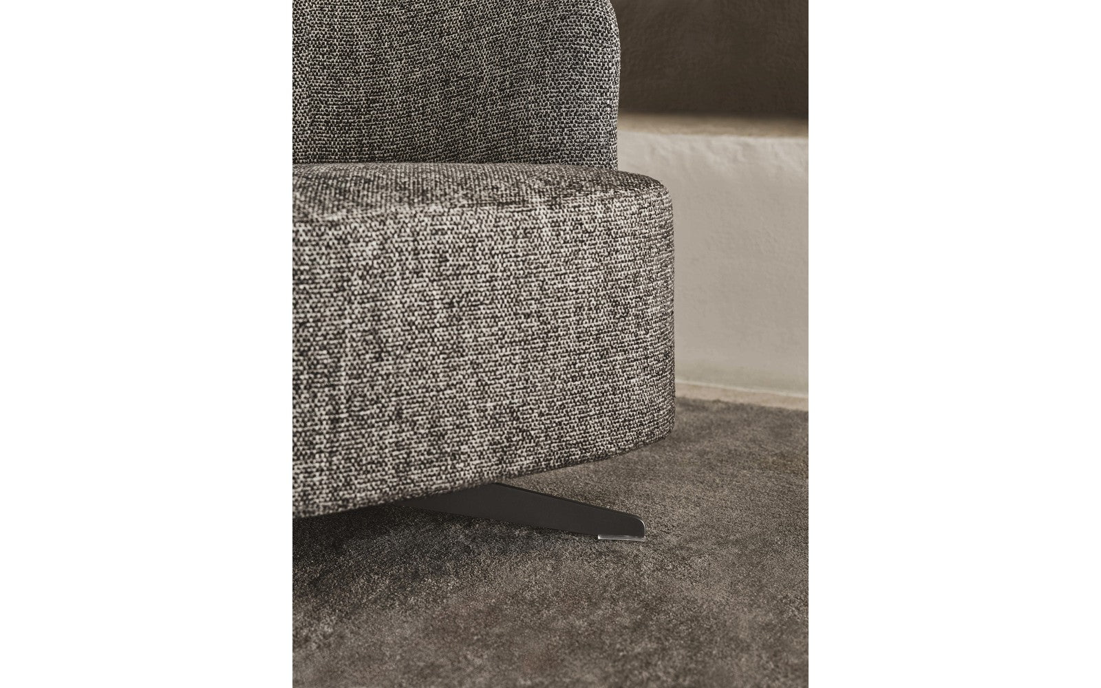 Copine Armchair