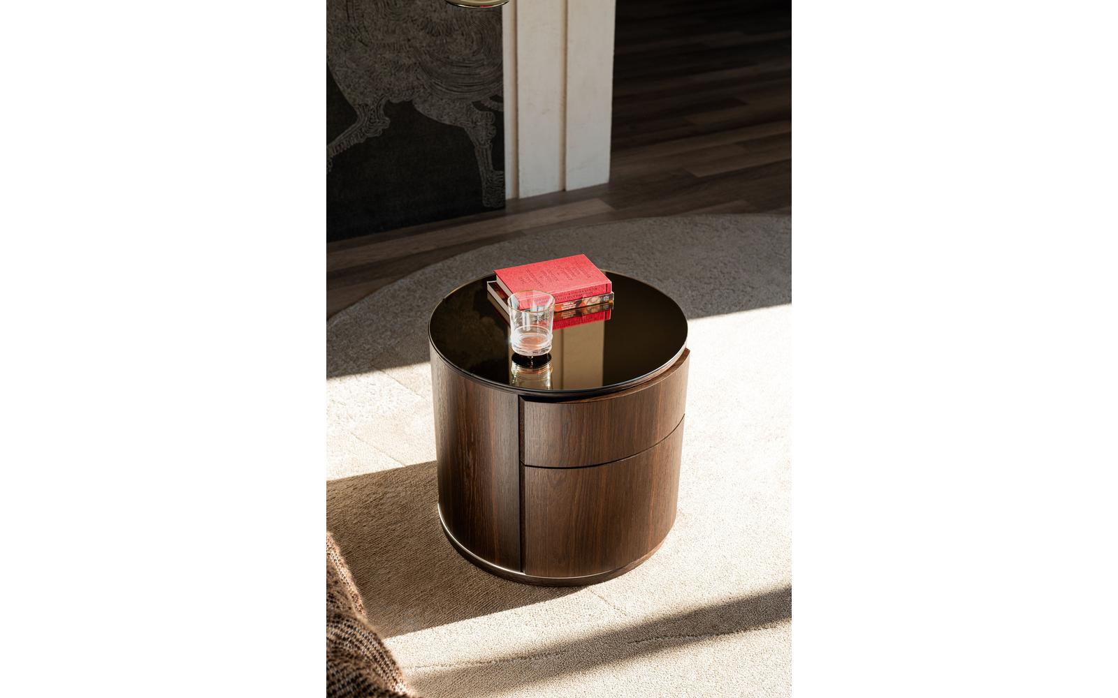 Club Nightstand