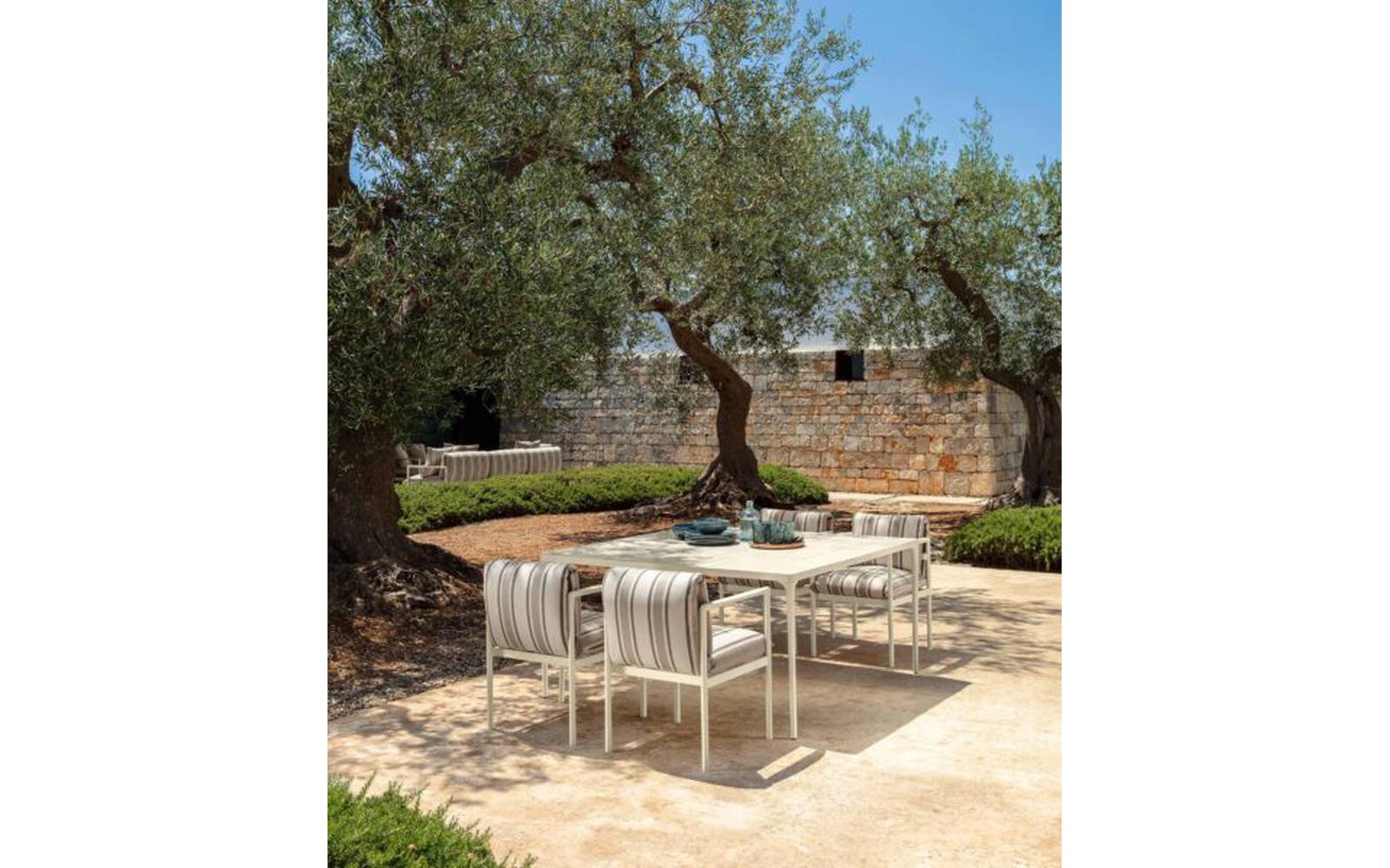 Cyrano Outdoor Chair