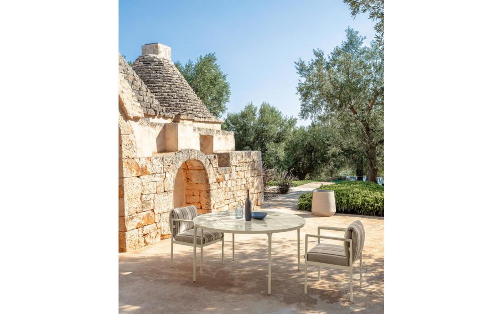 Cyrano Outdoor Chair