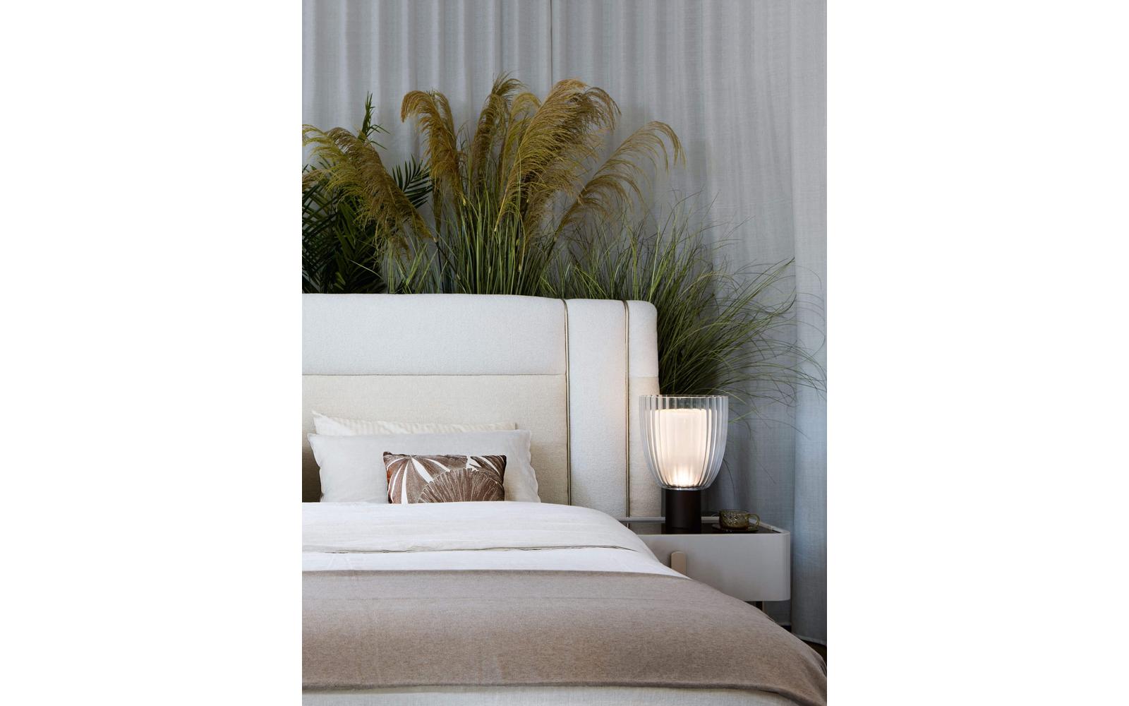 Universale Table Lamp EC8148/LG