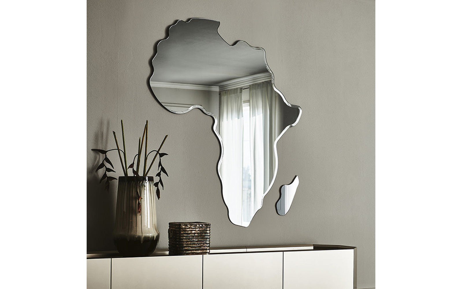 Cattelan italia-Africa Mirror