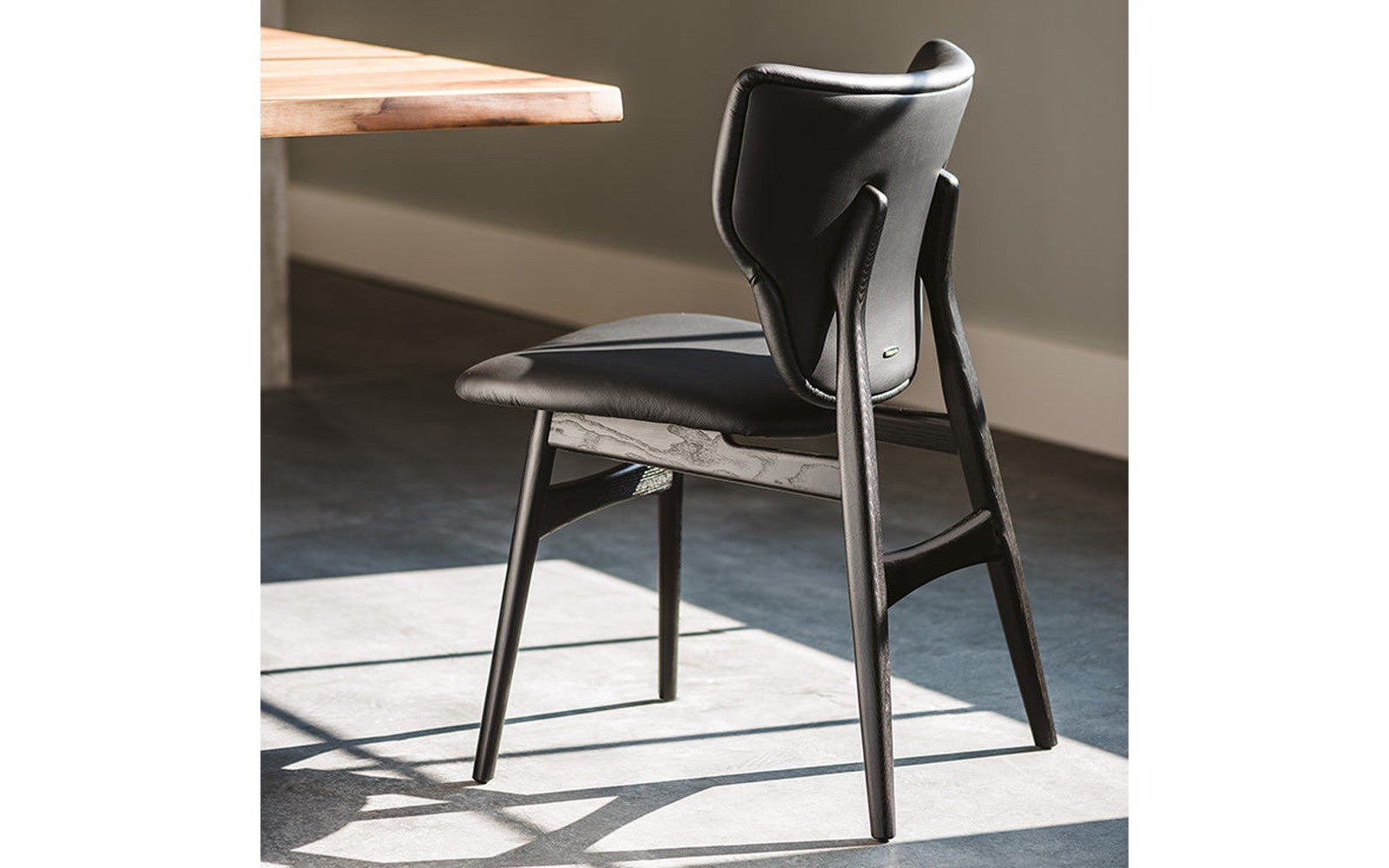 Dumbo Chair