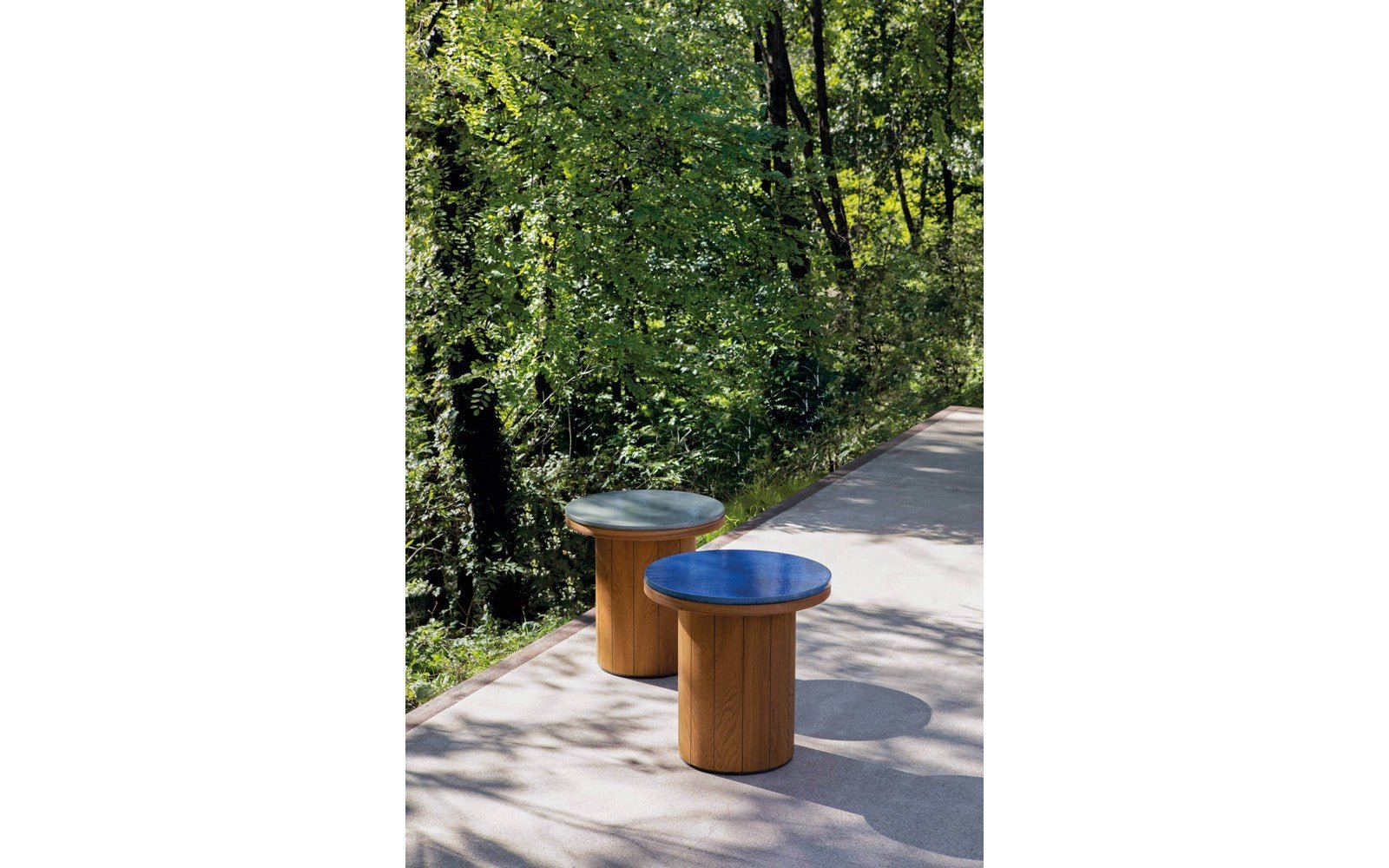 Frisbee Outdoor Coffee Table