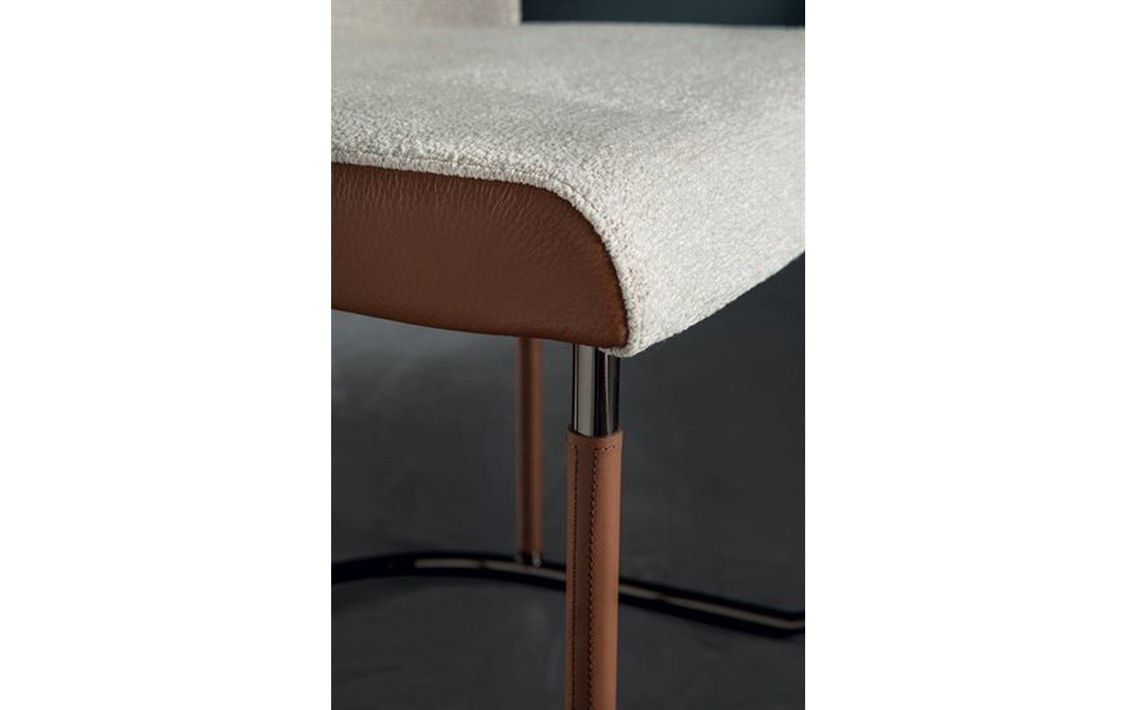Kira Chair