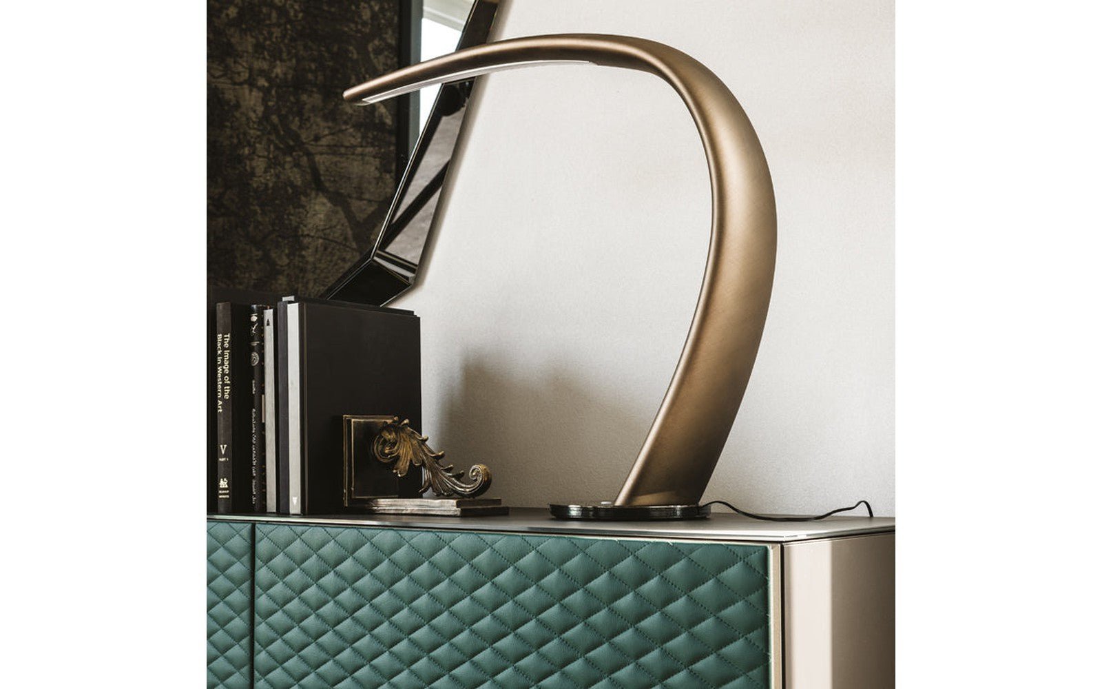 Mamba Table Lamp