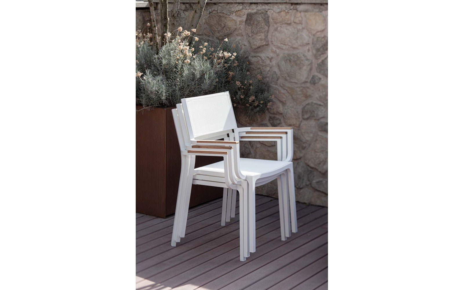 Sunny Outdoor Chair