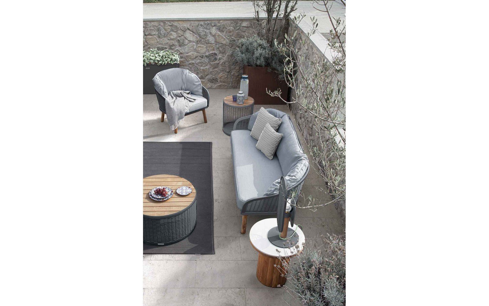 Switch Outdoor Coffee Table